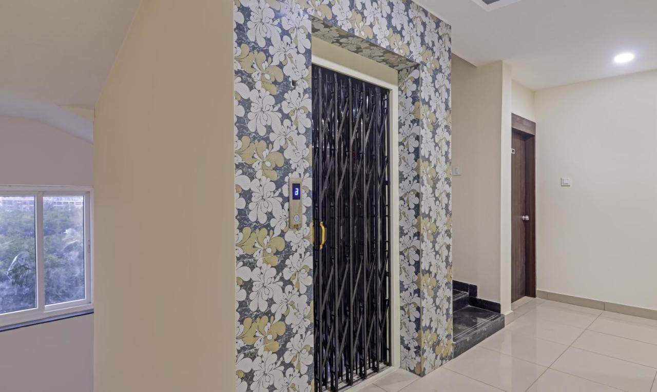 Treebo Trip Airport Pride Inn Hyderabad Exterior photo
